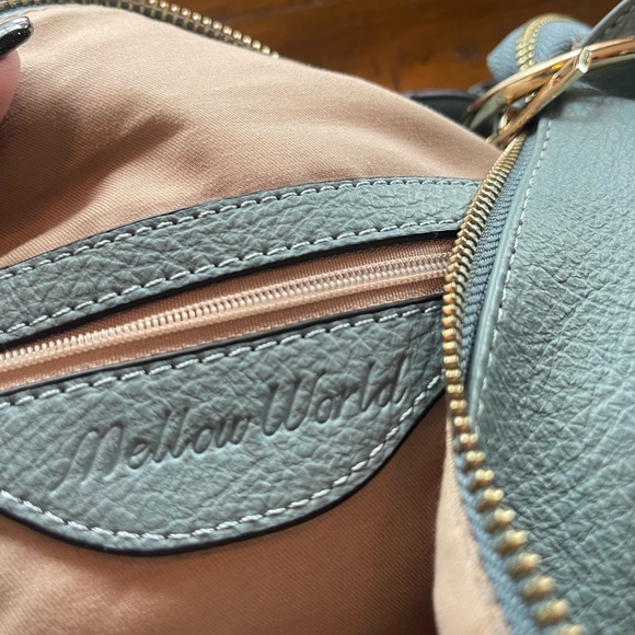 Mellow World Handbag - Picture 2 of 5